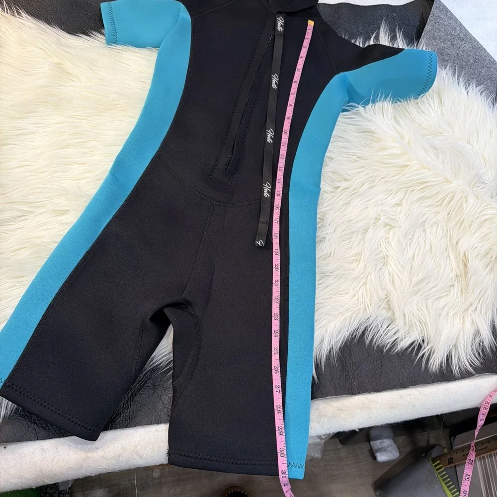 Youth 12 UinsexBlack & Blue Shorty Wetsuit Front Zip Short Sleeve Short Leg 586